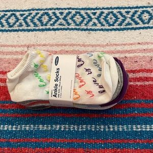 Old Navy 6-pack assorted multi colored socks. Brand new with tags.
